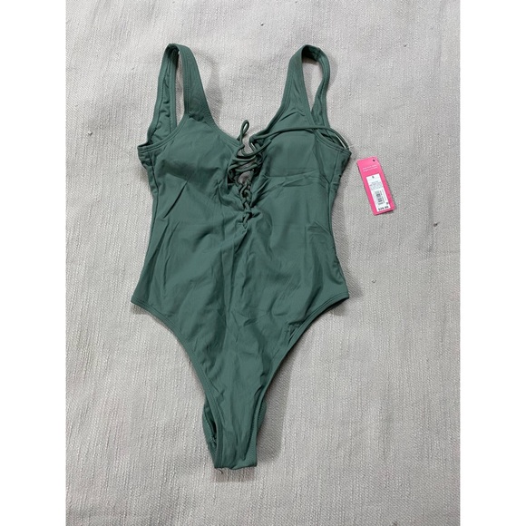 Target bodysuit - Picture 1 of 4